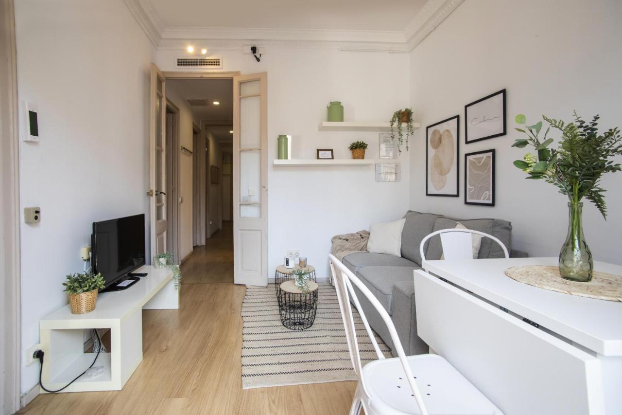 32Par1009 - Big And Spacious Apartment Downtown Barcelone Extérieur photo